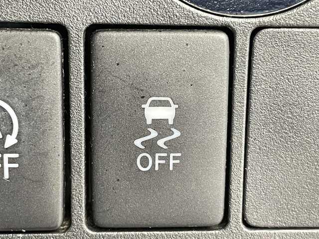 ダイハツ ウェイク G ターボ SA Ⅱ 千葉県 2017(平29)年 9.5万km ブラックマイカメタリック 禁煙車/ターボ車/純正８型ナビ（NSZN-W65DB）/AM＆FM＆Bluetooth＆フルセグTV＆CD＆DVD/スマートアシスト/両側電動スライドドア　/ＥＴＣ　/ＨＤＭＩポート　/社外後席モニター　/アイドリングストップ　/リアコーナーセンサー/電動格納サイドミラー　/ＬＥＤヘッドライト（オートライト）/フォグランプ　/純正フロアマット/ドアバイザー/リアサンシェード/バックカメラ/ウィンカーミラー/プッシュスタート