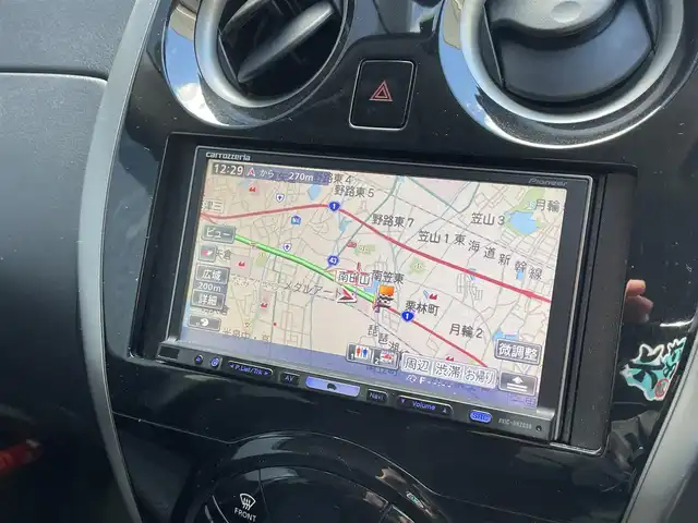 日産 ノート X エアロスタイル 滋賀県 2015(平27)年 7万km スーパーブラック 社外ナビ/（CD/DVD/フルセグTV）/前方ドライブレコーダー/純正フルエアロ/ＬＥＤヘッドライト/電動格納ミラー/レーンキープアシスト/スマートキー/ＥＴＣ/衝突軽減システム/純正フロアマット/純正アルミホイール