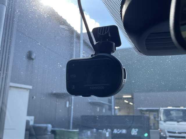 日産 ノート X エアロスタイル 滋賀県 2015(平27)年 7万km スーパーブラック 社外ナビ/（CD/DVD/フルセグTV）/前方ドライブレコーダー/純正フルエアロ/ＬＥＤヘッドライト/電動格納ミラー/レーンキープアシスト/スマートキー/ＥＴＣ/衝突軽減システム/純正フロアマット/純正アルミホイール