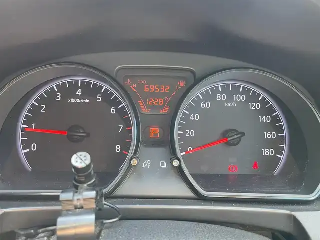 日産 ノート X エアロスタイル 滋賀県 2015(平27)年 7万km スーパーブラック 社外ナビ/（CD/DVD/フルセグTV）/前方ドライブレコーダー/純正フルエアロ/ＬＥＤヘッドライト/電動格納ミラー/レーンキープアシスト/スマートキー/ＥＴＣ/衝突軽減システム/純正フロアマット/純正アルミホイール