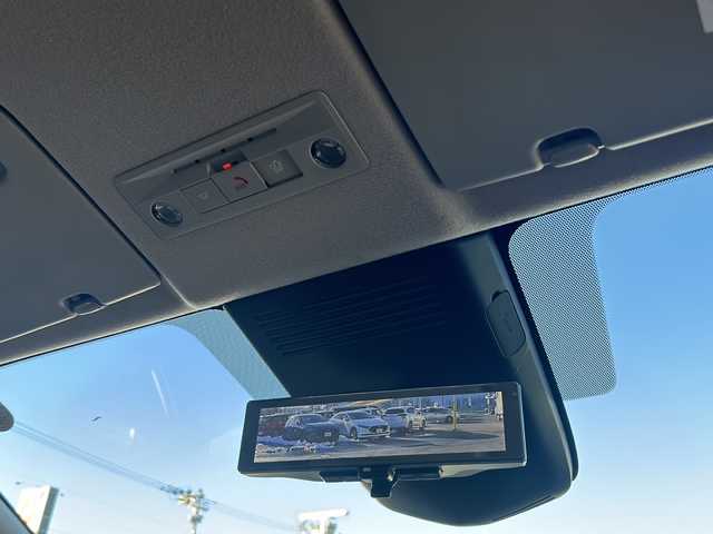 日産 セレナ ハイウェイスター V 山形県 2023(令5)年 2.7万km プリズムホワイト 禁煙車/４WD/プロパイロット/ブラインドスポットモニター/横滑り防止装置/レーンキープアシスト/全方位カメラ/デジタルインナーミラー/オートマチックハイビーム/純正ナビ/（Bluetooth/フルセグ/AM/FM/AppleCarPlay)/フリップダウンモニター/置くだけ充電/アイドリングストップ/ステアリングスイッチ/パドルシフト/ステアリングヒーター/両側パワースライドドア/前席・２列目シートヒーター/ETC2.0/電動格納ミラー/ドアバイザー/純正アルミホイール