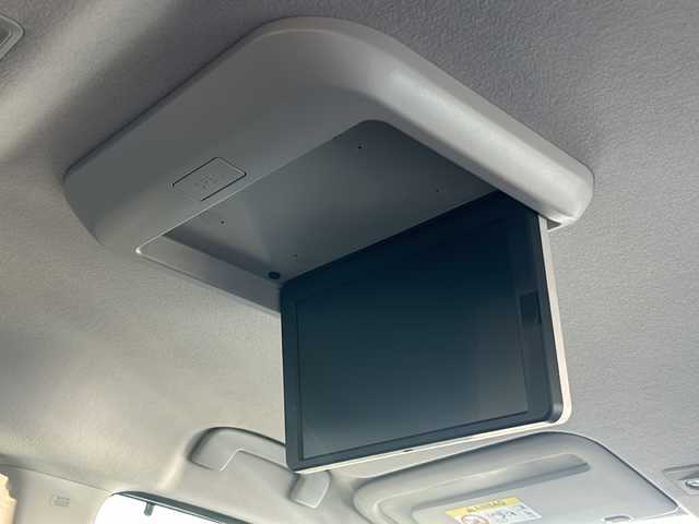 日産 セレナ ハイウェイスター V 山形県 2023(令5)年 2.7万km プリズムホワイト 禁煙車/４WD/プロパイロット/ブラインドスポットモニター/横滑り防止装置/レーンキープアシスト/全方位カメラ/デジタルインナーミラー/オートマチックハイビーム/純正ナビ/（Bluetooth/フルセグ/AM/FM/AppleCarPlay)/フリップダウンモニター/置くだけ充電/アイドリングストップ/ステアリングスイッチ/パドルシフト/ステアリングヒーター/両側パワースライドドア/前席・２列目シートヒーター/ETC2.0/電動格納ミラー/ドアバイザー/純正アルミホイール