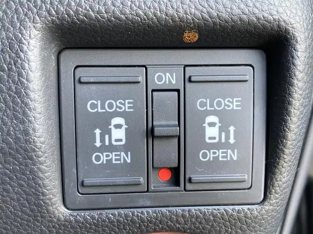 ホンダ Ｎ ＢＯＸ カスタム G L ホンダセンシング 静岡県 2019(平31)年 9.8万km クリスタルブラックパール (株)IDOMが運営する【じしゃロン焼津店】の自社ローン対象車両になります。こちらは現金ご利用時の価格です。/自社ローンご希望の方は別途その旨お申付け下さい。 /社外メモリナビ/（フルセグTＶ/Ｂｌｕｅｔｏｏｔｈ接続/CD）/両側パワースライドドア/ホンダセンシング/（衝突軽減ブレーキ/レーダークルーズ/レーンキープアシスト/）/バックカメラ/ＥＴＣ/ＬＥＤヘッドライト/オートライト/プッシュスタート＆スマートキー