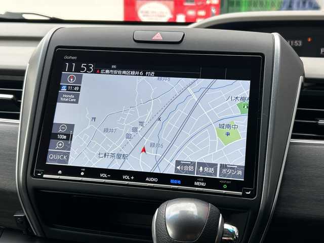 ホンダ フリード G 広島県 2023(令5)年 1.7万km トワイライトミストブラックパール 禁煙車/ホンダセンシング/・衝突軽減ブレーキ/・路外逸脱抑制機能/・車線維持支援システム/・アダプティブクルーズコントロール/・歩行者事故低減ステアリング/・誤発進抑制機能/・後方誤発進抑制機能/・標識認識機能/・先行者発進お知らせ機能/Sパッケージ/・ＬＥＤアダプティブコーナリングライト/・本革巻ステアリングホイール/・コンビシート/・純正15インチアルミホイール/純正9インチナビ/Bluetooth/CD/DVD/SD/USB/Apple CarPlay/バックカメラ/フルセグテレビ/シートヒーター/コーナーセンサー/ビルトインETC2.0/アイドリングストップ/LEDオートライト/ヘッドライトオートレベライザー/タイヤアングルガイド/ウォークスルー/ワイパーデアイサ―/ステアリングスイッチ/純正フロアマット/純正ドアバイザー/ドライブレコーダー【ADR-300S】/スマートキー/スペアキー/プッシュスタート