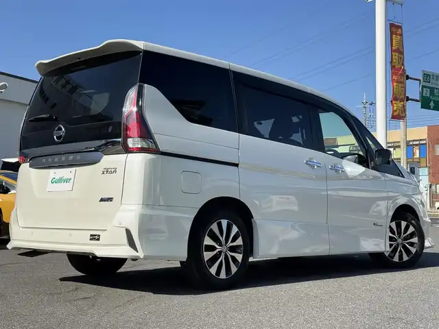 日産 セレナ ハイウェイスター Vセレクション 千葉県 2018(平30)年 4.1万km ブリリアントホワイトパール 衝突軽減ブレーキ/レーンキープアシスト/コーナーセンサー/クルーズコントロール/純正SDナビ(MM317D-W)/フルセグTV/Bluetooth/全方位カメラ/ETC/両側パワースライドドア/プッシュスタート/スマートキー/LEDヘッド/オートライト/ドアバイザー/電動格納/ウインカーミラー/フロアマット/純正アルミホイール/取扱説明書