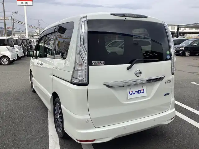 日産 セレナ