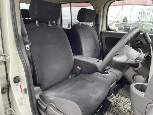 日産 キューブ 15X FOUR Mセレクション 道南・函館 2010(平22)年 5.3万km ホワイトパール ・純正SDナビ/・ワンセグTV/・Bluetooth接続/・純正AW付ノーマルタイヤ積込/・純正エンジンスターター/・フロントフォグランプ/・スマートキー/・エンジンプッシュスタート/・スペアキー