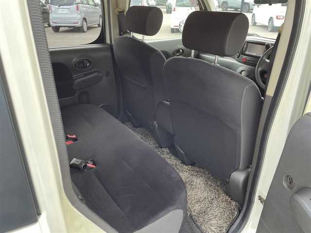 日産 キューブ 15X FOUR Mセレクション 道南・函館 2010(平22)年 5.3万km ホワイトパール ・純正SDナビ/・ワンセグTV/・Bluetooth接続/・純正AW付ノーマルタイヤ積込/・純正エンジンスターター/・フロントフォグランプ/・スマートキー/・エンジンプッシュスタート/・スペアキー