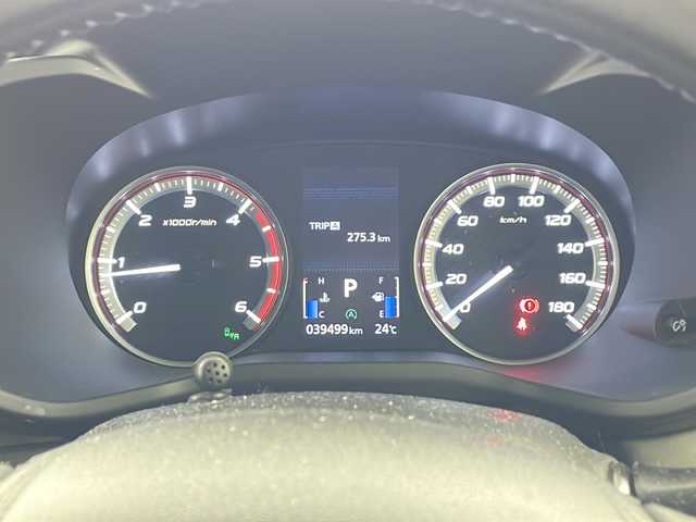 三菱 デリカＤ：５ P 兵庫県 2019(令1)年 4万km ウォームホワイトパール ・４WD/・e-Assist/・衝突被害軽減ブレーキシステム/・車線逸脱警報システム/・レーダークルーズコントロールシステム/・オートマチックハイビーム/・誤発進抑制機能（前進時）/・後側方車両検知警報システム（レーンチェンジアシスト機能付）/・後退時交差車両検知警報システム/・エマージェンシーストップシグナルシステム/・純正10.1型ナビ＆フルセグ＆BT＆DVD/・フリップダウンモニター/・マルチアラウンドモニター/・ETC/・スマートキー/・プッシュスタート/・両側パワースライドドア/・ベットキット車載/・前後ドライブレコーダー/・シートヒーター/・マルチLEDヘッドライト（ハイ／ロービーム、光軸自動調整機構付）/・LEDポジションランプ /・LEDフォグランプ/・ステアリングヒーター/・運転席＆助手席SRSエアバッグ/・SRSカーテンエアバッグ、運転席SRSニーエアバッグ