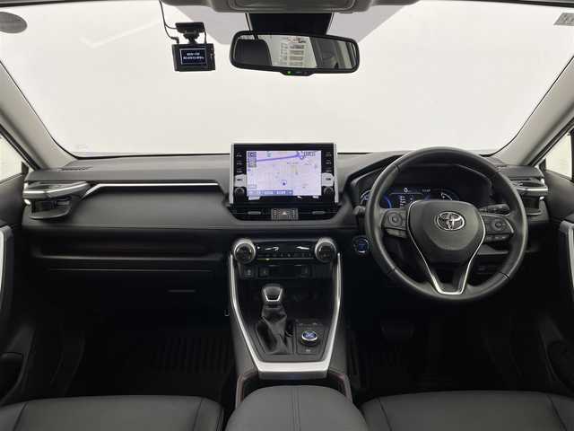 トヨタ ＲＡＶ４ ハイブリットG 群馬県 2021(令3)年 3.5万km ホワイトパールクリスタルシャイン 純正9インチディスプレイオーディオ/・AM/FM/USB/Bluetooth/AppleCarPlay/AndroidAuto/フルセグTV/パノラミックビューモニター/パワーバックドア/トヨタセーフティセンス/・プリクラッシュセーフティシステム/・レーントレーシングアシスト/・アダプティブハイビームシステム/・レーダークルーズコントロール/ブラインドスポットモニター/パーキングサポートブレーキ(前後静止物/後方接近車両)/先行車発進告知機能/前席シートヒーター/ステアリングヒーター/運転席パワーシート/メモリー機能付き