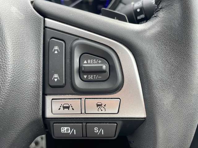 スバル レガシィ Ｂ４ リミテッド 青森県 2015(平27)年 6.7万km クリスタルブラックシリカ 4WD/純正メモリナビ・フルセグTV/バックカメラ/黒革シート/前席パワーシート/前後席シートヒーター/アイサイト/衝突軽減ブレーキ/アクティブレーンキープ/追従クルーズコントロール/サイド・カーテン・ニーエアバッグ/ビルトインETC/LEDヘッドランプ/フォグランプ/リアフォグランプ/STiフロントリップスポイラー/純正18インチアルミ