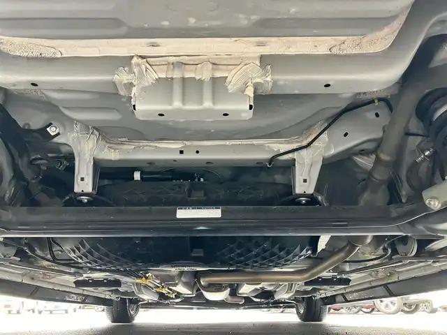 トヨタ ルーミー カスタムG－T 静岡県 2019(平31)年 7.4万km パールホワイトⅢ アルパイン9インチディスプレイオーディオ/モデリスタエアロ（F.S.R）/バックカメラ/ドライブレコーダー/ETC/デジタルインナーミラー/エンジンスタートボタン/パワーステアリング/パワーウィンドウ/アイドリングストップ/スマートキー/スペアキー1本/オートエアコン/クルーズコントロール/USB入力端子/純正フロアマット/D席N席シートヒーター/両側パワースライドドア/純正アルミホイール/ABS/横滑り防止装置/コーナーセンサー前後/レーンキープアシスト/オートライト/オートマチックハイビーム/LEDヘッドライト/Wエアバック/衝突軽減システム/デジタルインナーミラー