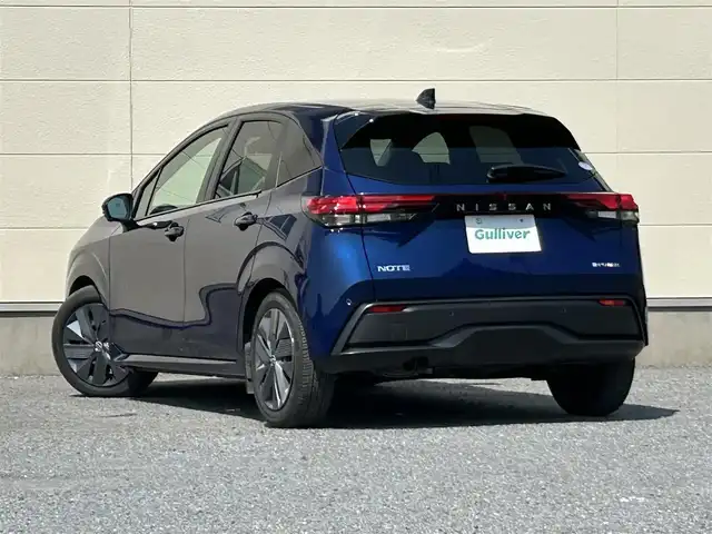 日産 ノート X 茨城県 2021(令3)年 5.8万km オーロラフレアブルーパール ワンオーナー/純正ナビ/フルセグ/アラウンドビューモニター/デジタルインナーミラー/ドライブレコーダー/ETC2.0/Bluetooth/ワイヤレス充電器/　(Qi)/セーフティ・シールドスイッチ/コーナーセンサー/純正アルミホイール/純正フロアマット/スマートキー/オートマチックハイビーム/LEDヘッドライト