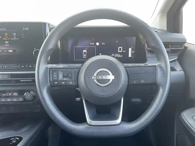 日産 ノート X 茨城県 2021(令3)年 5.8万km オーロラフレアブルーパール ワンオーナー/純正ナビ/フルセグ/アラウンドビューモニター/デジタルインナーミラー/ドライブレコーダー/ETC2.0/Bluetooth/ワイヤレス充電器/　(Qi)/セーフティ・シールドスイッチ/コーナーセンサー/純正アルミホイール/純正フロアマット/スマートキー/オートマチックハイビーム/LEDヘッドライト