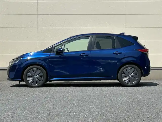 日産 ノート X 茨城県 2021(令3)年 5.8万km オーロラフレアブルーパール ワンオーナー/純正ナビ/フルセグ/アラウンドビューモニター/デジタルインナーミラー/ドライブレコーダー/ETC2.0/Bluetooth/ワイヤレス充電器/　(Qi)/セーフティ・シールドスイッチ/コーナーセンサー/純正アルミホイール/純正フロアマット/スマートキー/オートマチックハイビーム/LEDヘッドライト