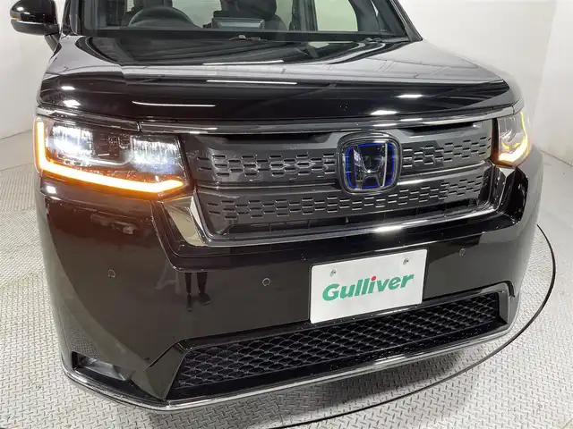ホンダ ステップワゴン スパーダ eHEV 大阪府 2025(令7)年 0.1千km クリスタルブラックパール 11.4インチナビ　バックカメラ　Bluetooth　フルセグTV DVD再生　ホンダセンシング　レーダークルーズコントロール　電動リアゲート　両側パワースライドドア　シートヒーター　BSM オートライト　LEDヘッドライト　スマートキー2本