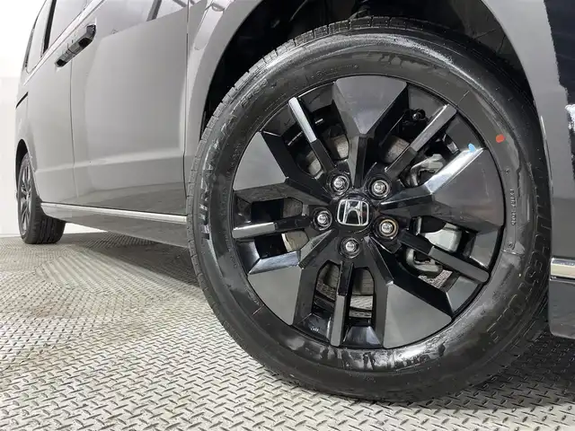 ホンダ ステップワゴン スパーダ eHEV 大阪府 2025(令7)年 0.1千km クリスタルブラックパール 11.4インチナビ　バックカメラ　Bluetooth　フルセグTV DVD再生　ホンダセンシング　レーダークルーズコントロール　電動リアゲート　両側パワースライドドア　シートヒーター　BSM オートライト　LEDヘッドライト　スマートキー2本