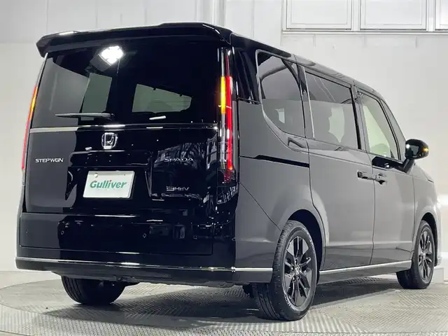 ホンダ ステップワゴン スパーダ eHEV 大阪府 2025(令7)年 0.1千km クリスタルブラックパール 11.4インチナビ　バックカメラ　Bluetooth　フルセグTV DVD再生　ホンダセンシング　レーダークルーズコントロール　電動リアゲート　両側パワースライドドア　シートヒーター　BSM オートライト　LEDヘッドライト　スマートキー2本