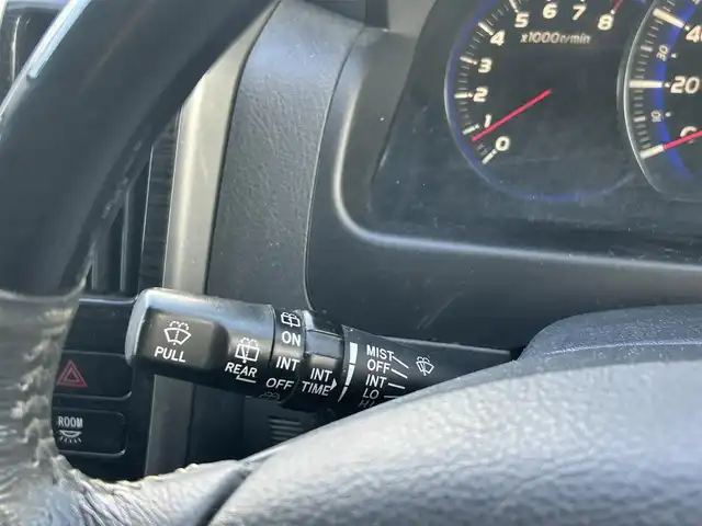 トヨタ アルファード Ｖ AS 愛知県 2005(平17)年 7.9万km ブラックマイカ ワンオーナー/純正HDDナビ(FM/AM/CD/DVD/MD/アナログ)/サンルーフ/純正フリップダウンモニター/バックカメラ/100V充電/両側パワースライドドア/HIDヘッドライト/フォグランプ/純正AW17インチ/電動格納ミラー/純正エアロ/純正フロアマット/リモコンキー・スペアキー１本/ステアリングリモコン/ハンズフリー/ABS/取扱説明書・保証書