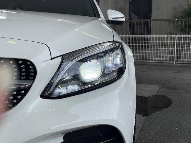 メルセデス・ベンツ Ｃ２２０ｄ 京都府 2018(平30)年 3.7万km パール ワンオーナー　/１２．３インチ純正ＳＤナビ　/Bluetooth/黒本革　/メモリーシート/前席パワーシート/前席シートヒーター/パドルシフト/ルーフレール/バックカメラ　/後方純正ドライブレコーダー/禁煙　/アクティブブレーキアシスト　/道路標識アシスト　/レーダークルコン　/レーンキープアシスト/クリアランスソナー/アテンションアシスト　/ＢＳＭ　/ＥＳＰ　/ディーゼル /3眼LEDヘッドライト/オートライト/オートマチックハイビーム/電動リアゲート/純正AW18インチ/Wエアバッグ/カーテンエアバッグ/スマートキー