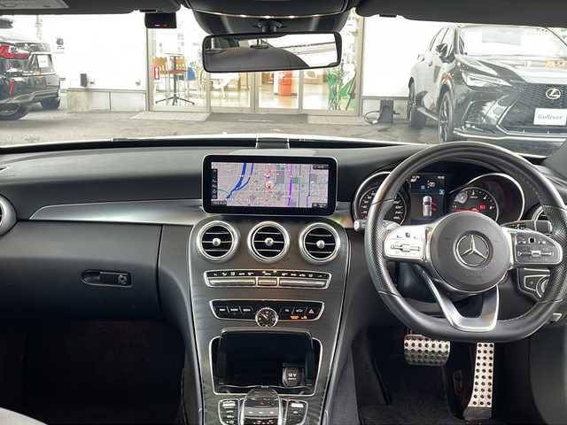 メルセデス・ベンツ Ｃ２２０ｄ 京都府 2018(平30)年 3.7万km パール ワンオーナー　/１２．３インチ純正ＳＤナビ　/Bluetooth/黒本革　/メモリーシート/前席パワーシート/前席シートヒーター/パドルシフト/ルーフレール/バックカメラ　/後方純正ドライブレコーダー/禁煙　/アクティブブレーキアシスト　/道路標識アシスト　/レーダークルコン　/レーンキープアシスト/クリアランスソナー/アテンションアシスト　/ＢＳＭ　/ＥＳＰ　/ディーゼル /3眼LEDヘッドライト/オートライト/オートマチックハイビーム/電動リアゲート/純正AW18インチ/Wエアバッグ/カーテンエアバッグ/スマートキー