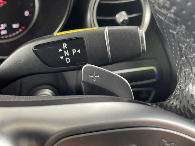 メルセデス・ベンツ Ｃ２２０ｄ 京都府 2018(平30)年 3.7万km パール ワンオーナー　/１２．３インチ純正ＳＤナビ　/Bluetooth/黒本革　/メモリーシート/前席パワーシート/前席シートヒーター/パドルシフト/ルーフレール/バックカメラ　/後方純正ドライブレコーダー/禁煙　/アクティブブレーキアシスト　/道路標識アシスト　/レーダークルコン　/レーンキープアシスト/クリアランスソナー/アテンションアシスト　/ＢＳＭ　/ＥＳＰ　/ディーゼル /3眼LEDヘッドライト/オートライト/オートマチックハイビーム/電動リアゲート/純正AW18インチ/Wエアバッグ/カーテンエアバッグ/スマートキー