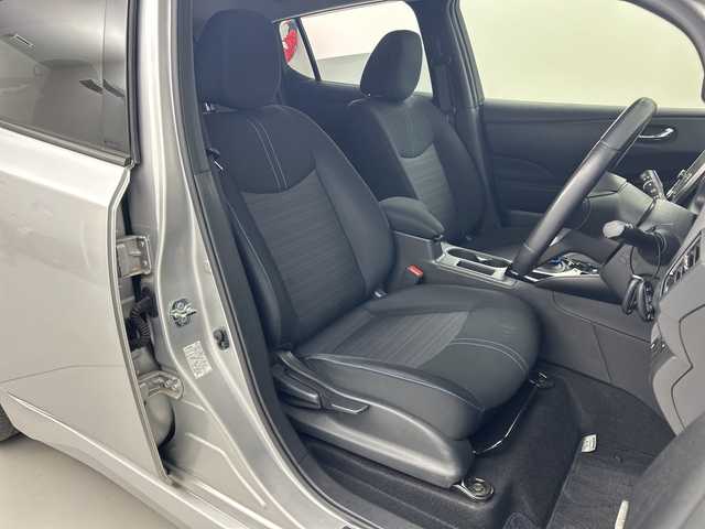 日産 リーフ e+ X 福島県 2020(令2)年 1.4万km ブリリアントシルバー /禁煙車//シートヒーター//レーダークルーズコントロール//ステアリングヒーター//純正ナビ/BT・USB・スマホ連動・フルセグＴＶ//ドライブレコーダー//ビルトイン２．０ＥＴＣ//バックカメラ//ＬＥＤライト//クリアランスソナー//ＬＤＡ//エマージェンシーブレーキ//プッシュスタート//スマートキー//純正16インチアルミ//スペアキー有り