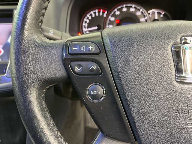 トヨタ クラウン アスリート i－Four ナビパッケージ 道央・札幌 2009(平21)年 5.9万km ブラック ・4WD/寒冷地仕様/・ムーンルーフ/・社外フルエアロ/・純正マルチ　メーカーHDDナビ/・CD/DVD/MSV/フルセグTV/・バックカメラ/・クルーズコントロール/・LEDオートライト/・フロント/リヤフォグランプ/・黒レザーシート/パワーシート/・TEIN車高調/・スマートキー/スペアキー/・純正エンジンスターター/・ETC/・積込夏タイヤ純正18インチAWセット