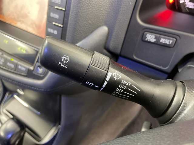 トヨタ クラウン アスリート i－Four ナビパッケージ 道央・札幌 2009(平21)年 5.9万km ブラック ・4WD/寒冷地仕様/・ムーンルーフ/・社外フルエアロ/・純正マルチ　メーカーHDDナビ/・CD/DVD/MSV/フルセグTV/・バックカメラ/・クルーズコントロール/・LEDオートライト/・フロント/リヤフォグランプ/・黒レザーシート/パワーシート/・TEIN車高調/・スマートキー/スペアキー/・純正エンジンスターター/・ETC/・積込夏タイヤ純正18インチAWセット