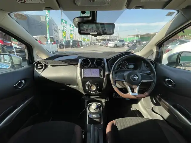日産 ノート e－パワー X モード・プレミア 千葉県 2017(平29)年 7.4万km シャイニングブルー エマージェンシーブレーキ/アラウンドビューカメラ/インテリジェントルームミラー/社外SDナビ【AVIC-CW900】/・CD/DVD/MSV/Bluetooth/フルセグ/社外ドライブレコーダー【ND-DVR1】/純正LEDヘッドライト/純正オーテック16インチアルミホイール/前後コーナーセンサー/インテリジェントキー/ETC/オートライト/本革巻きステアリング/ドアバイザー/純正フロアマット