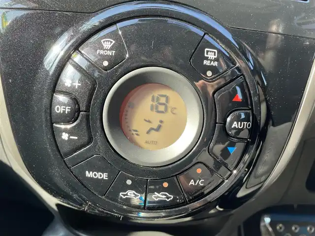 日産 ノート e－パワー X モード・プレミア 千葉県 2017(平29)年 7.4万km シャイニングブルー エマージェンシーブレーキ/アラウンドビューカメラ/インテリジェントルームミラー/社外SDナビ【AVIC-CW900】/・CD/DVD/MSV/Bluetooth/フルセグ/社外ドライブレコーダー【ND-DVR1】/純正LEDヘッドライト/純正オーテック16インチアルミホイール/前後コーナーセンサー/インテリジェントキー/ETC/オートライト/本革巻きステアリング/ドアバイザー/純正フロアマット