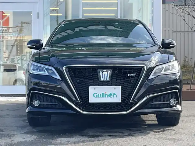 トヨタ クラウン ハイブリッド RS アドバンス Four 道央・札幌 2019(令1)年 3.6万km プレシャスブラックパール ・4WD/・プリクラッシュセーフティ/・純正メモリナビ/CD&DVD&BT&USB&microSD&フルセグTV/・バックカメラ/・前後ドライブレコーダー/・前後コーナーセンサー/・前後クリアランスソナー/・リヤクロストラフィックアラート/・パーキングサポートブレーキ/・先行車発進告知/・前席両側パワーシート/・ハーフレザーシート/・前席両側シートヒーター/・メモリシート/・ステアリングヒーター/・レーダークルーズコントロール/・パドルシフト/・ハンズフリー/・ステアリングスイッチ/・ABS/・トラクションコントロール/・レーンキープアシスト/・盗難防止装置/・オートライト/・LEDヘッドライト/・フォグランプ/・ブラインドスポットモニター/・オートリトラミラー/・純正フロアマット/・純正18インチAW