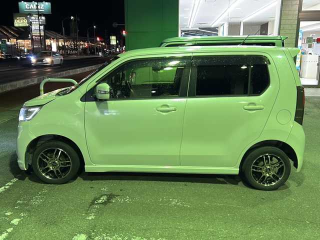 スズキ ワゴンＲ スティングレー T 群馬県 2012(平24)年 15.7万km パールホワイト ワンオーナー/４WD/ターボ/社外ナビ（CD.DVD.TV)/USB入力端子/バックカメラ/ETC/アイドリングストップ/パドルシフト/電動格納ミラー/フォグランプ/LEDヘッドライト/革巻きステアリング/スマートキー×２/ドアバイザー/社外テールランプ/ウィンカーミラー/エンジンスタートボタン/スタッドレスタイヤ４本積み込み