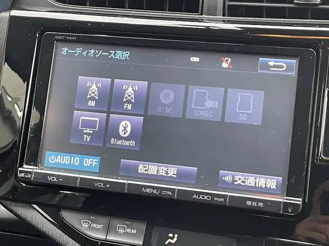 トヨタ アクア S 滋賀県 2015(平27)年 6.5万km チェリーパールクリスタルシャイン 純正9型ナビ/（BT/CD/DVD/フルセグ）/バックカメラ/前方ドライブレコーダー/ビルトインETC/モデリスタアルミホイール/衝突被害軽減ブレーキ/レーンキープアシスト/オートハイビーム/オートエアコン/オートライト/LEDヘッドライト