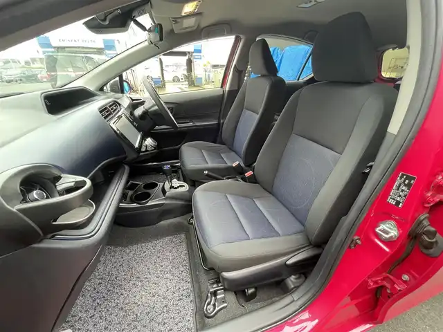 トヨタ アクア S 滋賀県 2015(平27)年 6.5万km チェリーパールクリスタルシャイン 純正9型ナビ/（BT/CD/DVD/フルセグ）/バックカメラ/前方ドライブレコーダー/ビルトインETC/モデリスタアルミホイール/衝突被害軽減ブレーキ/レーンキープアシスト/オートハイビーム/オートエアコン/オートライト/LEDヘッドライト