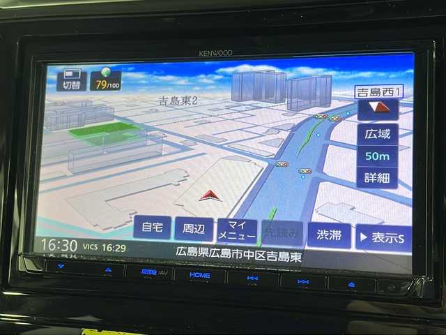 ホンダ シャトル ハイブリッド ホンダセンシング 広島県 2018(平30)年 2.1万km ルナシルバーM 社外ナビ　/バックカメラ　/衝突軽減ブレーキ　/レーンキープアシスト　/スマートキー　/Bluetooth　/踏み間違い防止　/横滑り防止　/オートエアコン　/DVD　/ヘッドライトレベライザー　/電動格納ミラー　/ETC/純正１５インチホイールキャップ(185/60/R15)/エアバック（運転席/助手席）