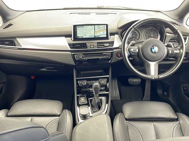 ＢＭＷ ２２５ｉ