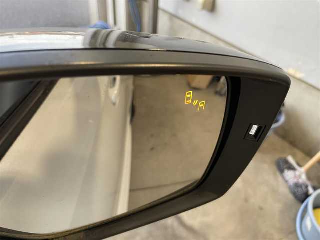スバル ＷＲＸ ＳＴＩ EJ20 Final edition full package 埼玉県 2020(令2)年 4.9万km クリスタルホワイトP 555台限定車/ワンオーナー /禁煙車/純正BBS製7本Y字スポークゴールド塗装アルミホイール/STiフロント/サイドアンダースポイラー/brembo製18インチブレーキ(フロント対向6ポッド/リア対向2ポッド)/「STi」ロゴ入シルバー塗装キャリパー/ブラックドアミラー(LED式ウインカー付)/「STi」エンブレム付ブラックサイドガーニッシュ//サイドシルスポイラー/大型ウイングタイプリアスポイラー/LEDヘッドランプ/・オートライト/ハイビームアシスト/OPフルパッケージ/・リアビークルディテクション/・フロント/サイドビューモニター/・ハイビームアシスト/・ウェルカムライティング/・RECARO製フロントシート/A2Mプロテクトカーセキュリティあり/純正8インチメモリナビ ・フルセグTV/・DVD/BD再生可/・Bluetooth/バックカメラ/前席パワーシート/シートヒーター/ハーフレザーシート/ETC2.0/純正ドラレコ/プッシュエンジンスタート/スマートキー×2/新車時保証書/取扱説明書