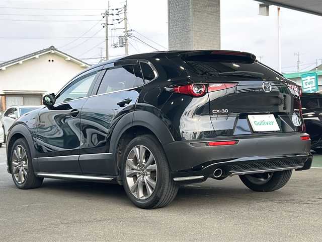 マツダ ＣＸ－３０ XD Lパッケージ 愛媛県 2020(令2)年 14.3万km ジェットブラックマイカ 純正メーカーナビ/（CD/DVD/SD/BT/USB）/アラウンドビューモニター/フルセグTV/衝突軽減ブレーキ/レーダークルーズコントロール/レーンキープアシスト/レザーシート/運転席パワーシート/前席シートヒーター/ステアリングヒーター/ドライブレコーダー/パワーバックドア/ステアリングスイッチ/純正アルミホイール/オートライト/オートハイビーム