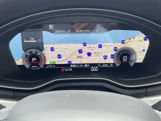 アウディ アウディ Ａ４ ブラックスタイルプラス 静岡県 2022(令4)年 0.5万km 黒 登録時走行4133KM/ワンオーナー/純正ナビ/BT/USB/アルパインフルセグチューナー/全方位カメラ/ハーフレザーシート/全席シートヒーター /前席パワーシート/運転席シートメモリー/パワーバックドア/純正前後ドライブレコーダー/ビルトインETC2.0/衝突軽減ブレーキ/レーンキープアシスト/レーダークルーズコントロール/ブラインドスポットモニター/クリアランスソナー/LEDヘッドライト/純正19インチAW/スマートキー×2/保証書/取扱説明書
