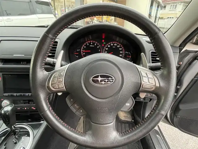 スバル アウトバック 2．5XT EyeSight 長野県 2008(平20)年 13.6万km 黒 4WD/クルーズコントロール追従無/前席パワーシート/D席シートヒーター/ルーフレール/横滑り防止装置/革ステアリング/社外フロアマット/キセノンヘッドライト/ダブルサイドエアバック/保証書、取扱説明書