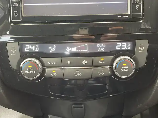 日産 エクストレイル 20Xi 栃木県 2020(令2)年 3.7万km アズライトブルー 純正ナビ/（CD/DVD/Bluetooth/フルセグTV/MSV/AUX）/バックカメラ/アラウンドビューカメラ/エマージェンシーブレーキ/プロパイロット/前後コーナーセンサー/ETC/前後ドライブレコーダー/全席シートヒーター/レザーシート(合皮)/LEDへッドライト/純正15インチAW/純正風呂マット/スマートルームミラー/スマートキー/プッシュスタート