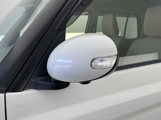 スズキ ラパン X 長野県 2017(平29)年 3.8万km ピュアホワイトP 4WD/純正メモリナビ/Bluetooth/CD/フルセグTV/全方位カメラ/衝突被害軽減システム/横滑り防止装置/盗難防止装置/シートヒーター（運転席、助手席）/社外14インチAW装着/純正AW付き夏タイヤ4本積込/純正フロアマット/ドアバイザー/LEDヘッドライト/ステアリングスイッチ/スマートキー/スペアキー1本/電動格納ミラー/プッシュスタート