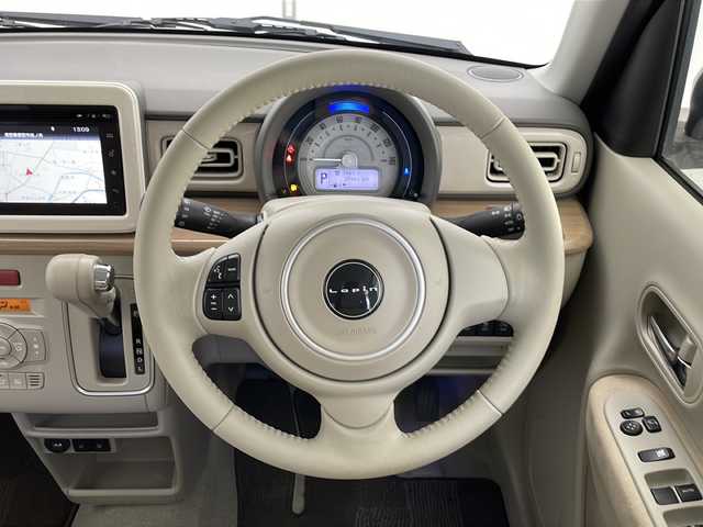 スズキ ラパン X 長野県 2017(平29)年 3.8万km ピュアホワイトP 4WD/純正メモリナビ/Bluetooth/CD/フルセグTV/全方位カメラ/衝突被害軽減システム/横滑り防止装置/盗難防止装置/シートヒーター（運転席、助手席）/社外14インチAW装着/純正AW付き夏タイヤ4本積込/純正フロアマット/ドアバイザー/LEDヘッドライト/ステアリングスイッチ/スマートキー/スペアキー1本/電動格納ミラー/プッシュスタート