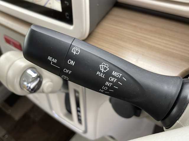 スズキ ラパン X 長野県 2017(平29)年 3.8万km ピュアホワイトP 4WD/純正メモリナビ/Bluetooth/CD/フルセグTV/全方位カメラ/衝突被害軽減システム/横滑り防止装置/盗難防止装置/シートヒーター（運転席、助手席）/社外14インチAW装着/純正AW付き夏タイヤ4本積込/純正フロアマット/ドアバイザー/LEDヘッドライト/ステアリングスイッチ/スマートキー/スペアキー1本/電動格納ミラー/プッシュスタート