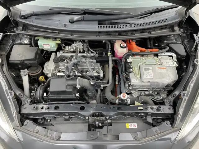 トヨタ アクア S スタイルブラック 三重県 2018(平30)年 5.7万km ブラックマイカ 禁煙車/社外ナビ/CD/DVD/BT/MSV/フルセグTV/ドライブレコーダー/クリアランスソナー/ステアリングリモコン/ETC/スタッドレスタイヤ積込（ホイール付き）/LEDライト/プリクラッシュセーフティ/オートハイビーム/スマートキー