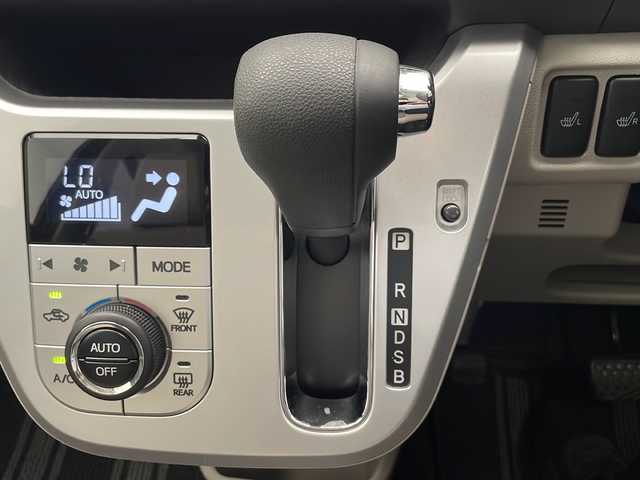 ダイハツ キャスト スタイル X リミテッド SAⅢ 宮崎県 2018(平30)年 3万km ダークエメラルドマイカ スマートアシスト3/〇衝突警報機能/〇衝突回避支援ブレーキ機能/〇誤発進抑制制御機能/〇車線逸脱警報機能/〇オートハイビーム/〇先行車発進お知らせ機能/社外7インチSDナビ/ワンセグTV/バックカメラ/シートヒーター/アイドリングストップ/ETC/ドライブレコーダー/スマートキー×2/
