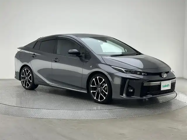 トヨタ プリウス ＰＨＶ S GRスポーツ 兵庫県 2018(平30)年 8.1万km グレーメタリック 純正SDナビ(CD/DVD/フルセグ/Bluetooth)/バックカメラ/追従型クルーズコントロール/ハーフレザーシート/シートヒーター/4本出しマフラー/純正18インチアルミホイール/純正フロアマット/オートライト/オートマチックハイビーム/LEDヘッドライト/ETC/スペアキー