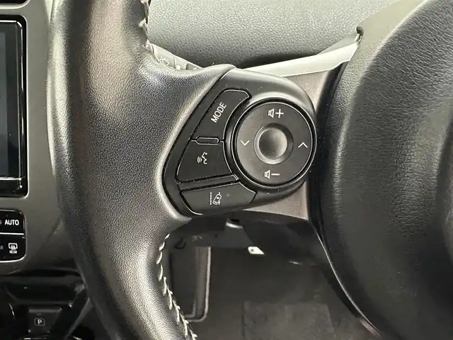 トヨタ プリウス ＰＨＶ S GRスポーツ 兵庫県 2018(平30)年 8.1万km グレーメタリック 純正SDナビ(CD/DVD/フルセグ/Bluetooth)/バックカメラ/追従型クルーズコントロール/ハーフレザーシート/シートヒーター/4本出しマフラー/純正18インチアルミホイール/純正フロアマット/オートライト/オートマチックハイビーム/LEDヘッドライト/ETC/スペアキー
