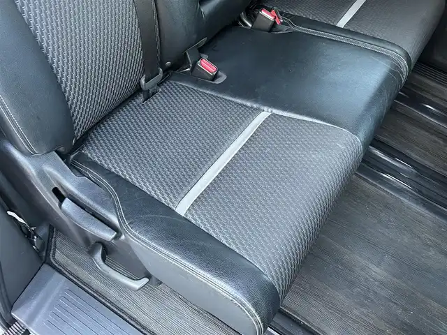 ホンダ ステップワゴン スパーダ クールスピリット 千葉県 2016(平28)年 10.1万km ホワイトオーキッドパール 純正HDD7インチナビ（VXM-175VFi）/　（BT/DVD/CD/AM/FM)/純正フリップダウンモニター（リモコン無し）/エンジンスターター/前席シートヒーター/前後ドラレコ/ETC/レーダークルーズコントロール/ホンダセンシング/　・衝突軽減ブレーキ/　・レーンキープ/　・先行車お知らせ/　・誤発進抑制/　・標識認識/両側パワースライド/パドルシフト/スペアキー/取説/保証書